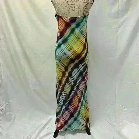Trina Turk Slim Fit Size 8 Spaghetti Strap Tye Die Maxi Dress - Picture 9 of 12